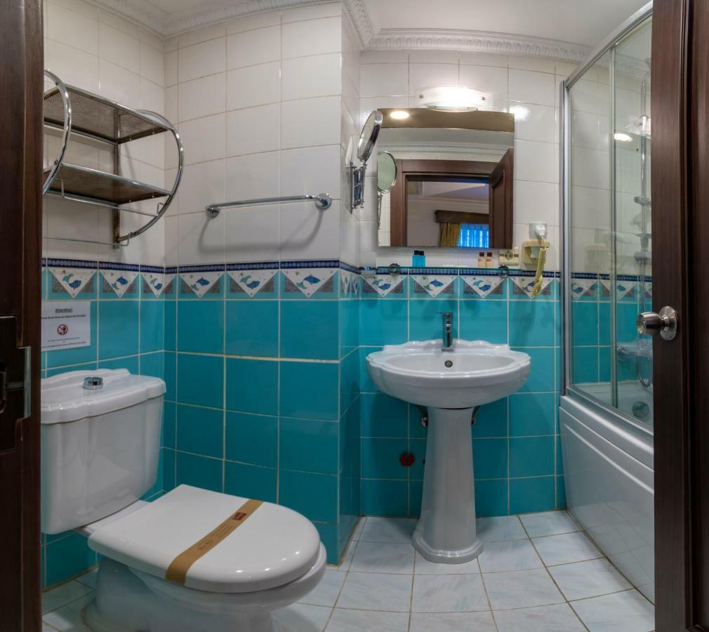 Corner Double or Triple Room