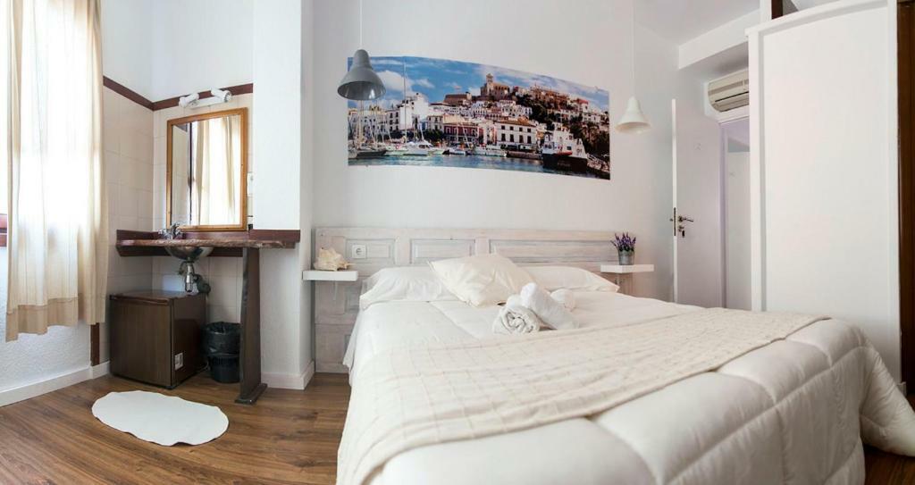 Deluxe Double Room with Shower