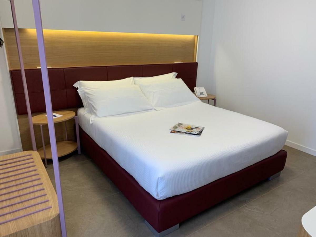 Superior Double Room with Terrace,833497841:JPEG