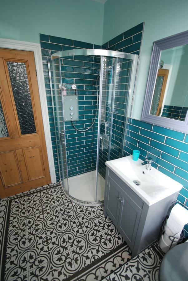 Large Double or Twin Room