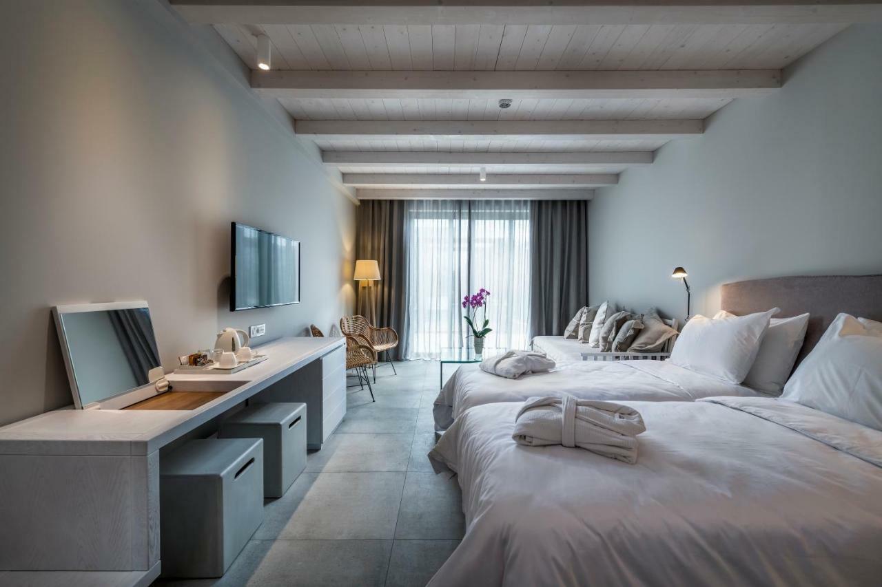 Deluxe Junior Suite Adults only 16