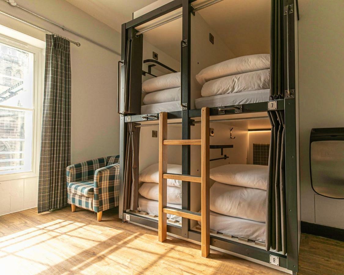 Pod a 10-bed Mixed Dormitory