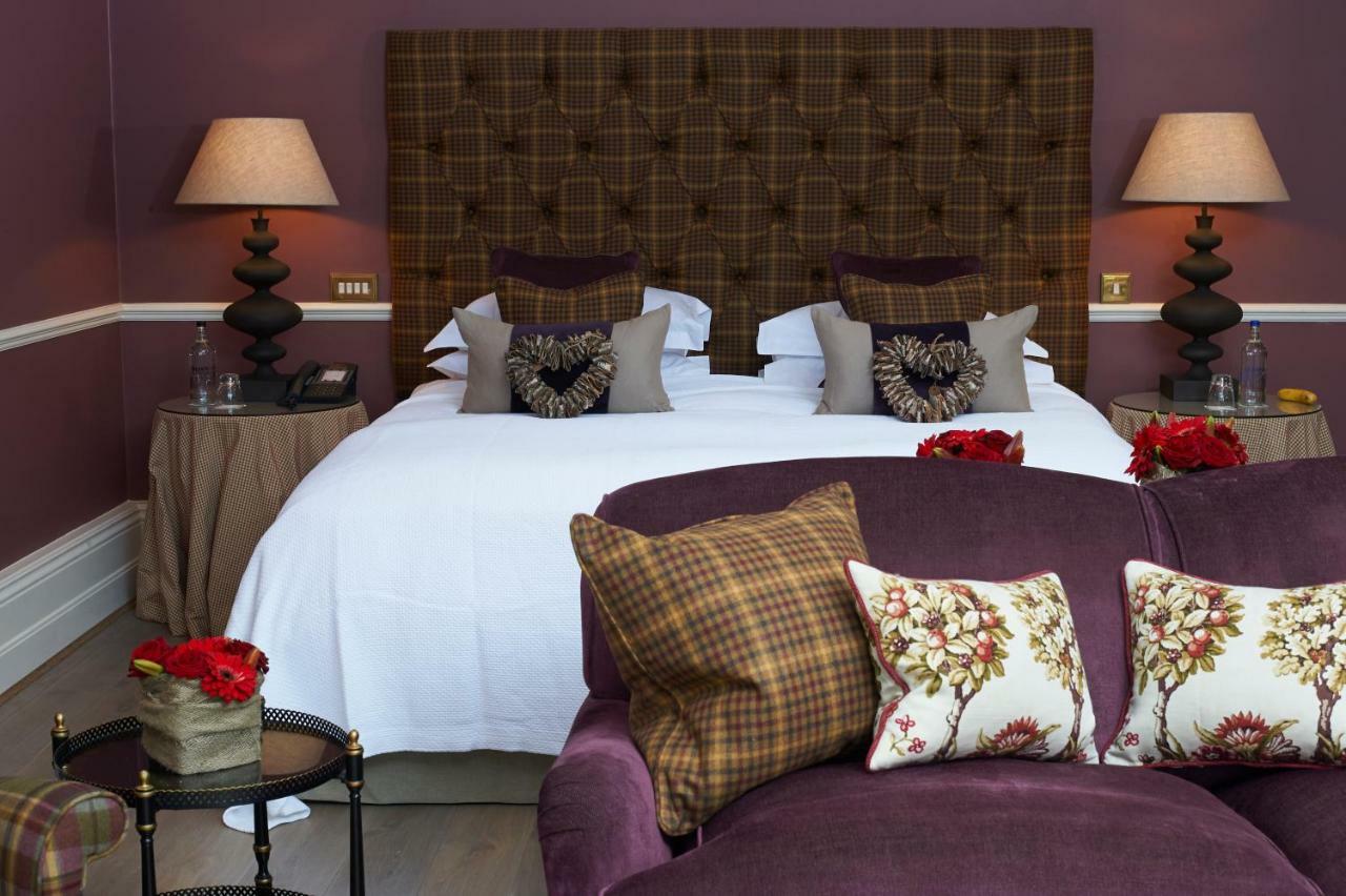 Croquet Lawn Rooms