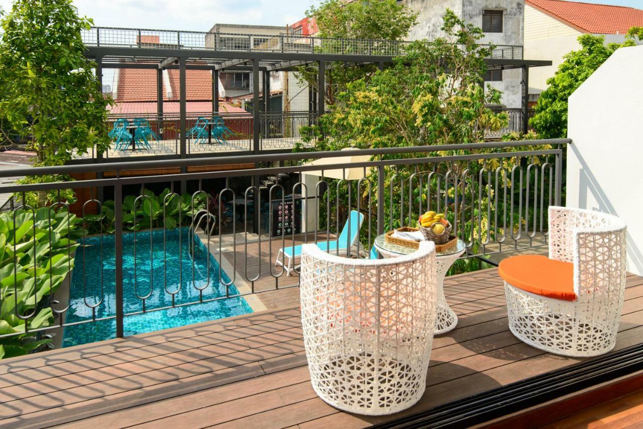 Premium Deluxe Double or Twin Room