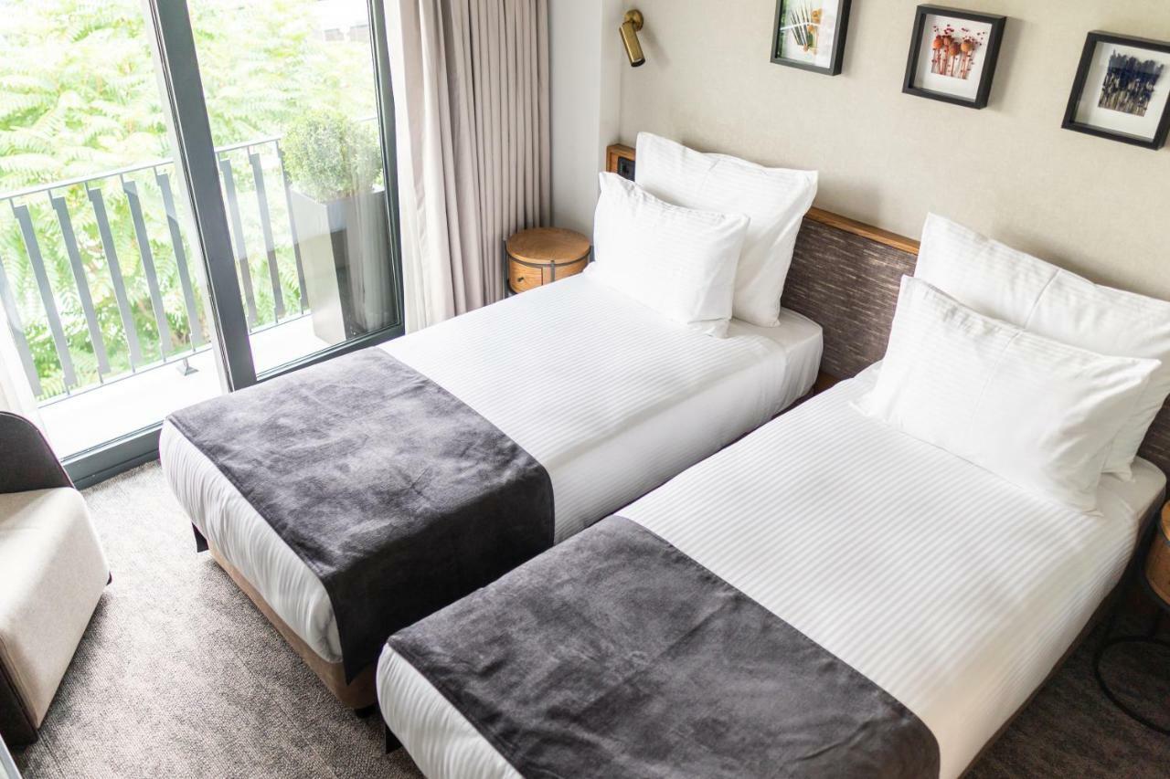 Double or Twin Room City View
