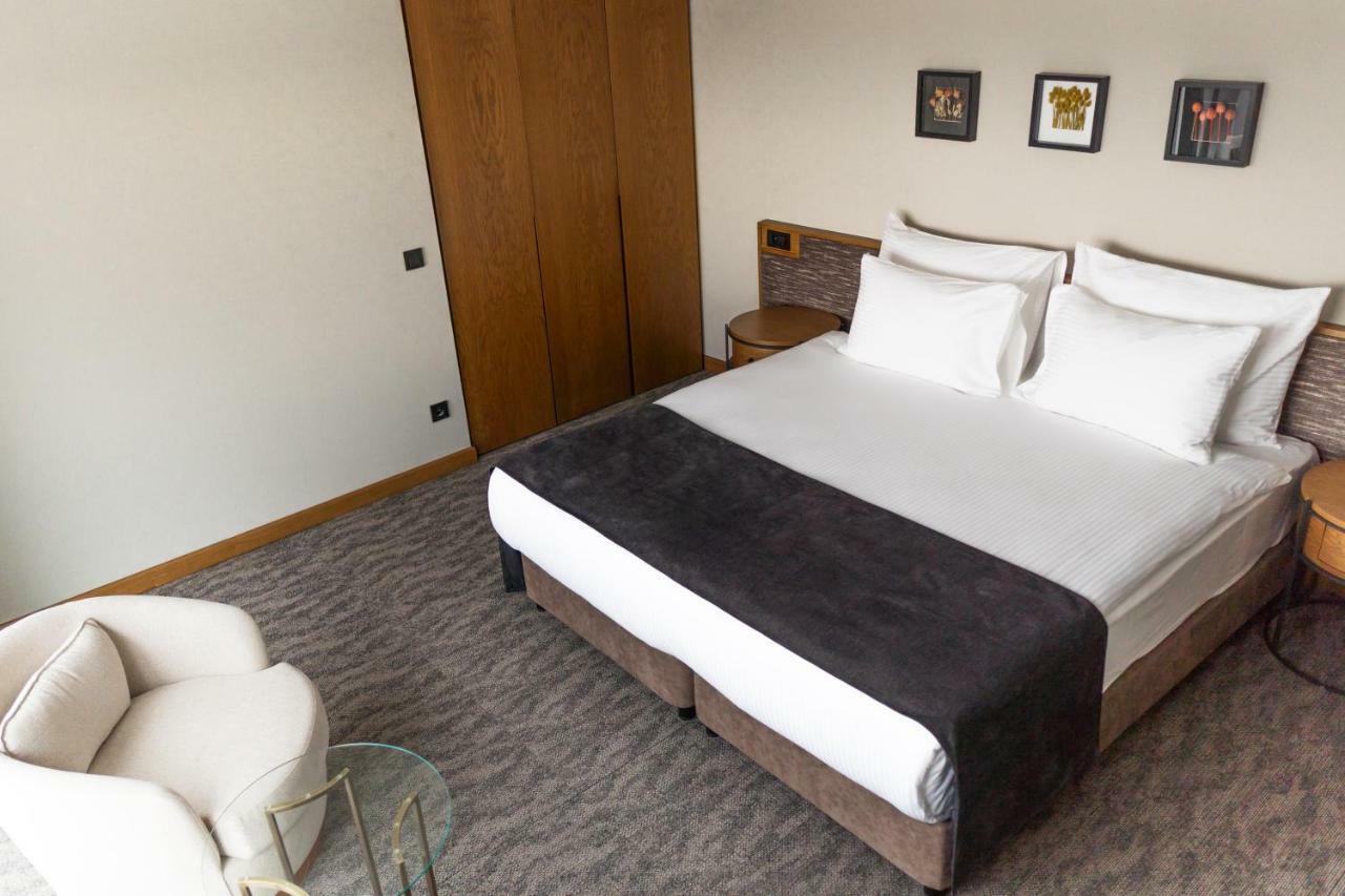 Deluxe Double or Twin Room Sea View