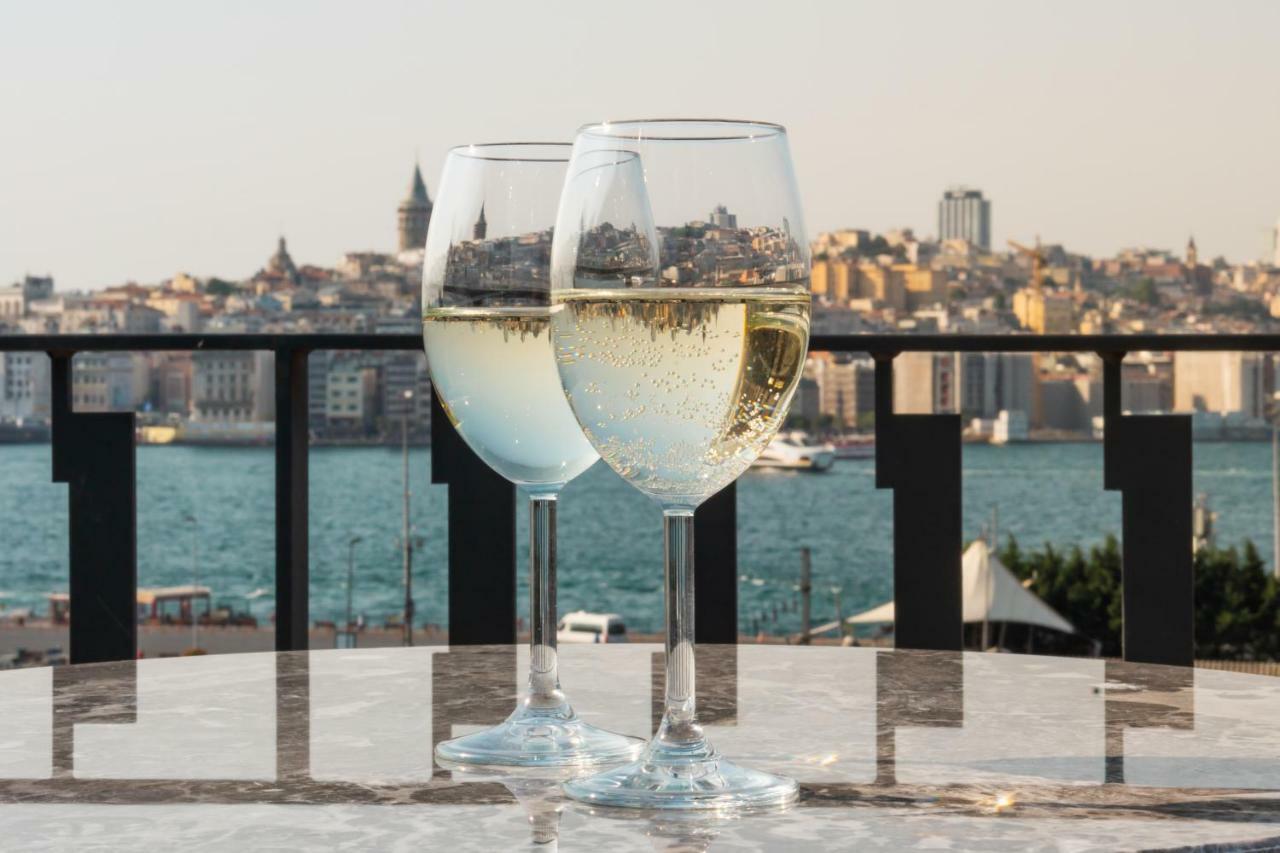 Deluxe Double or Twin Room Sea View