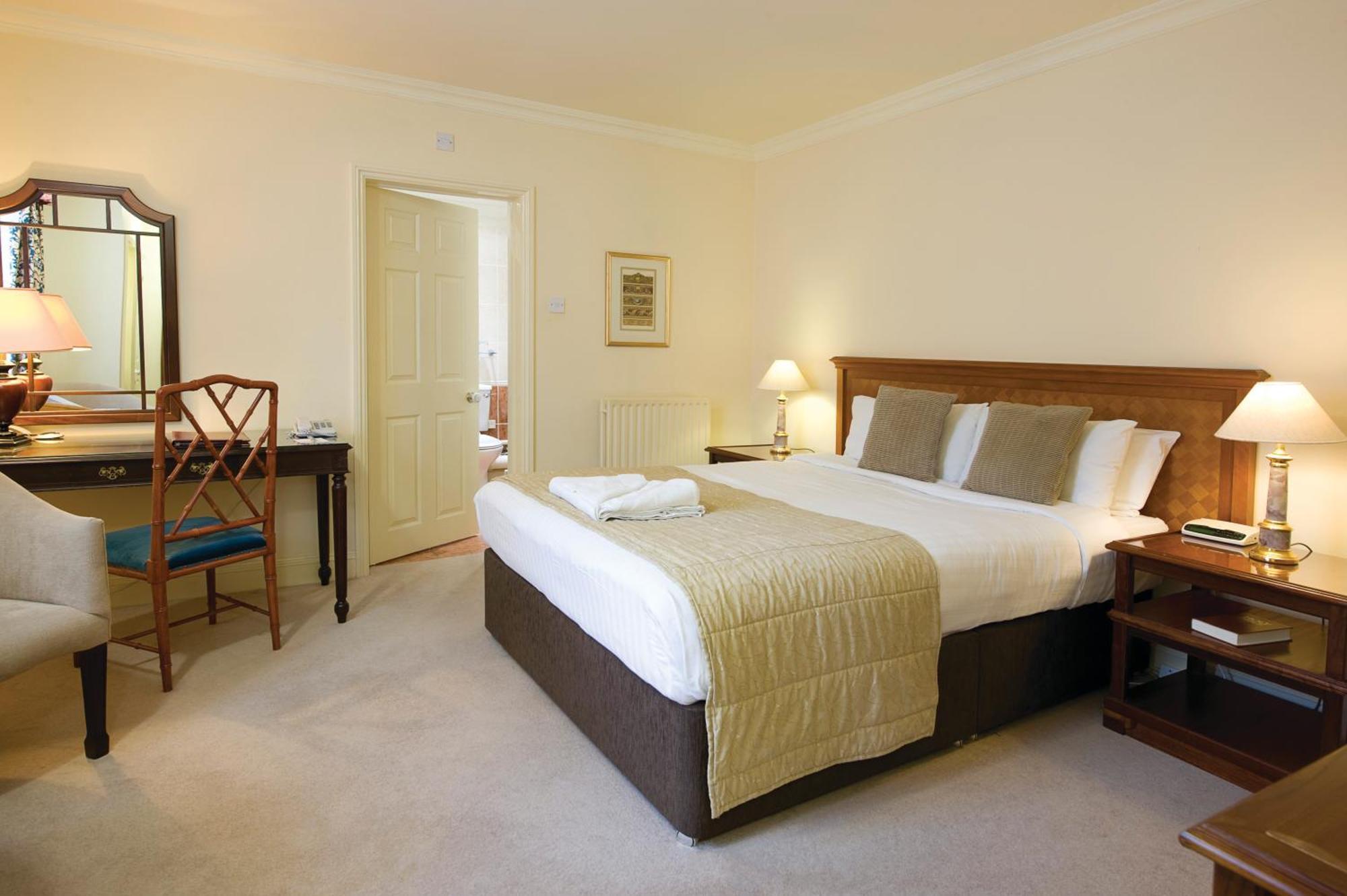 Classic Double Room,1674696989:JPEG