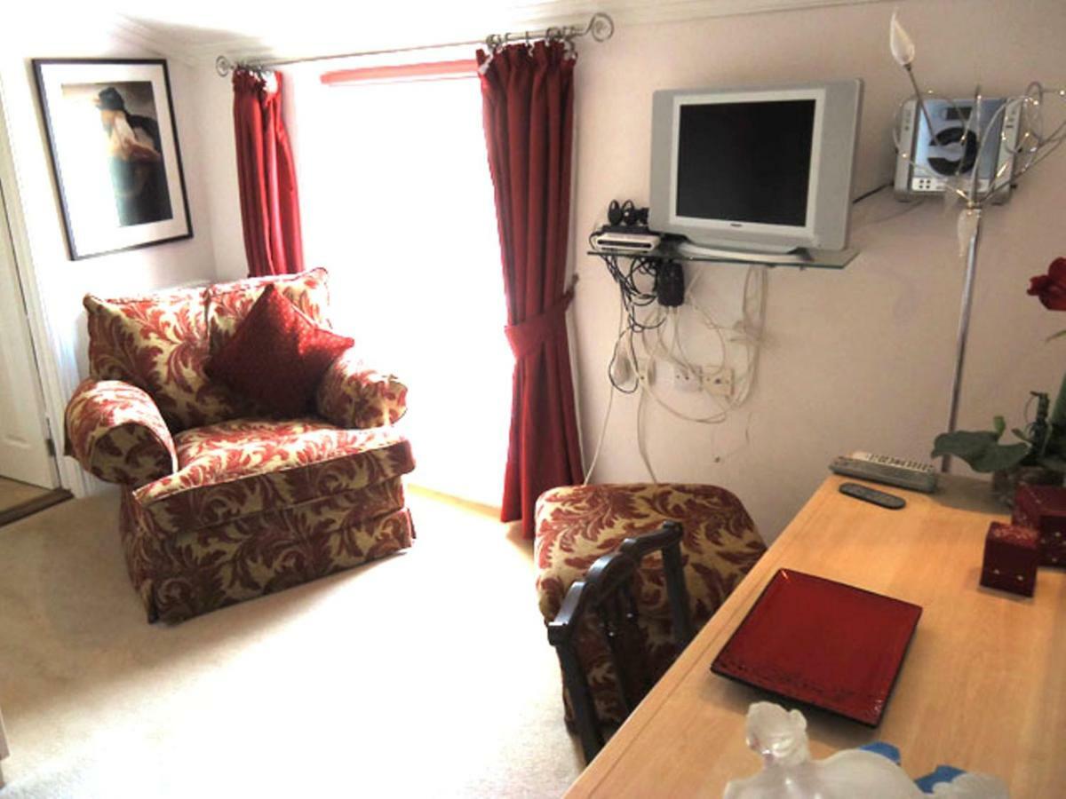 Superior King Suite