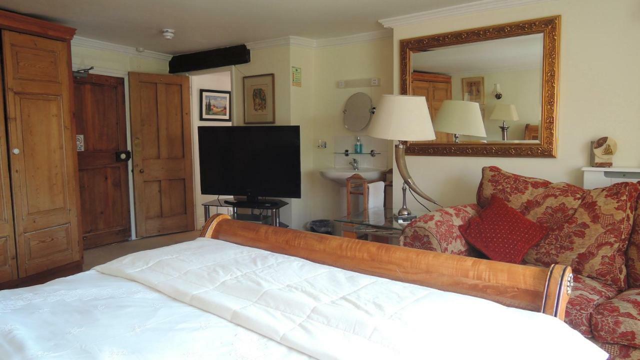 Superior King Suite
