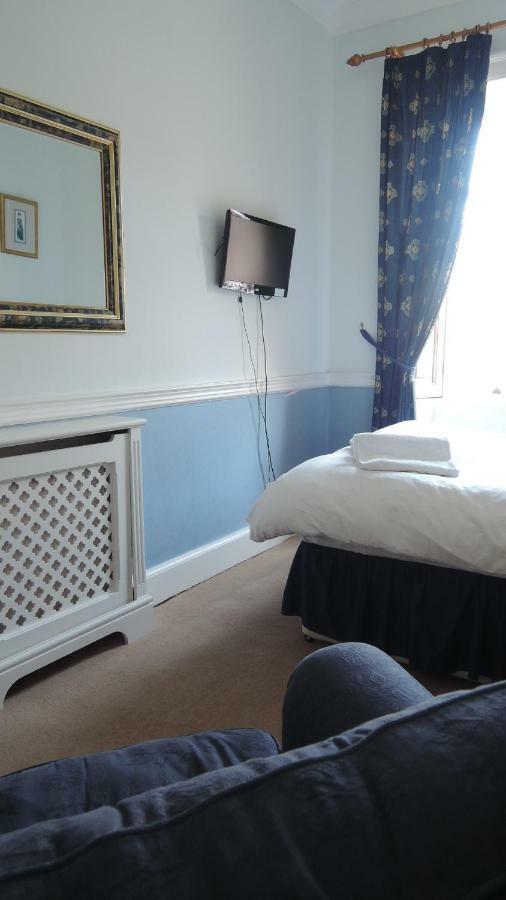 Double Room Private Bathroom