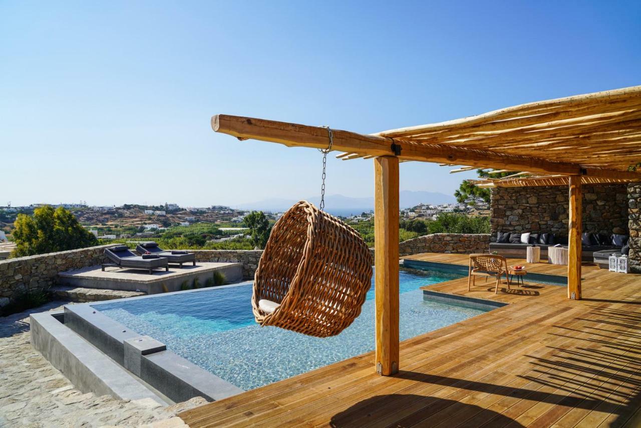 Superior Suite sharing pool Loulos