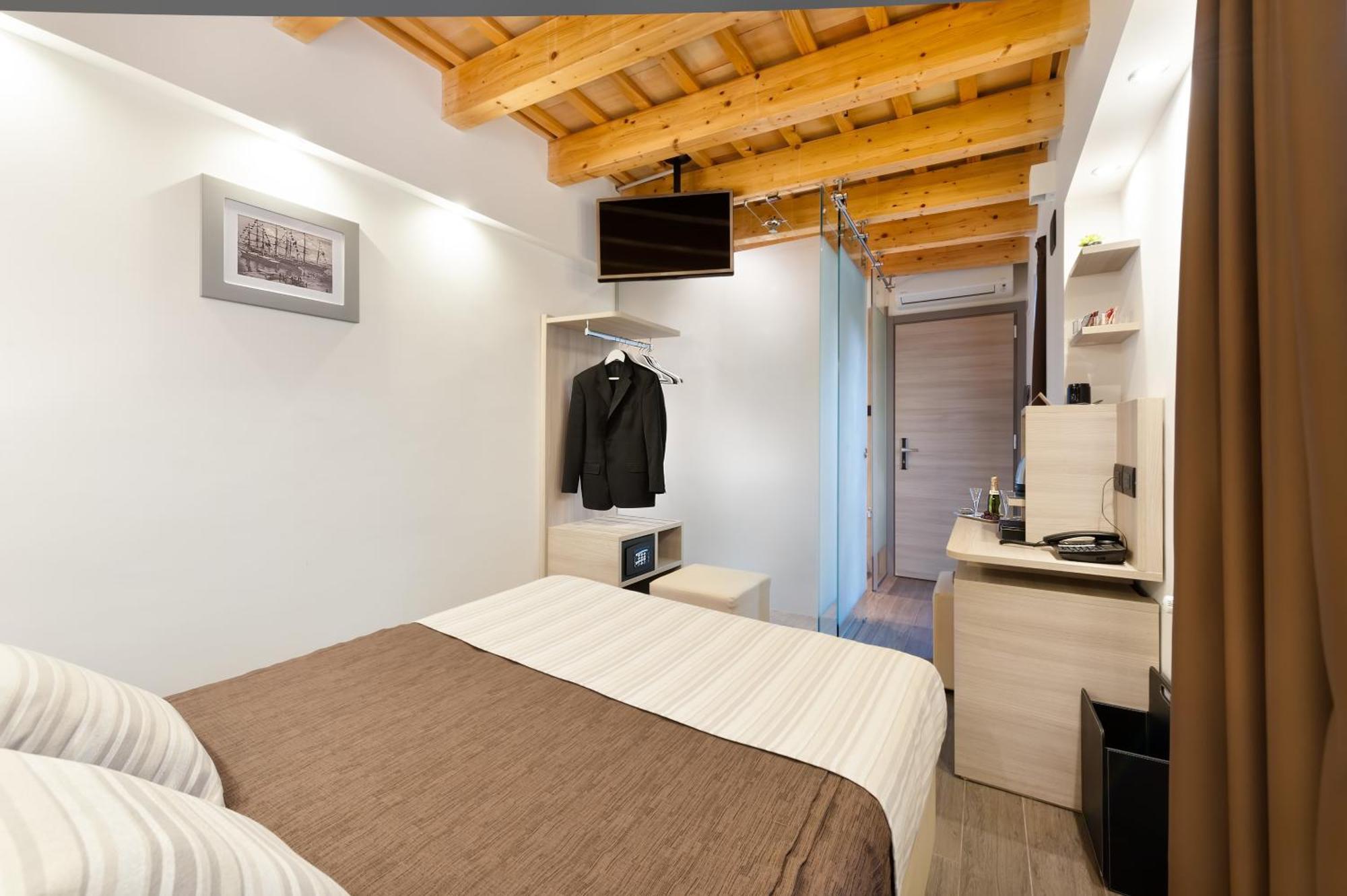 Small Double Room Terrace