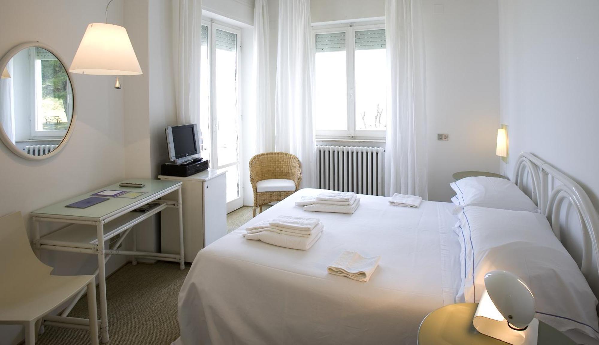 Comfort Doppel- oder Zweibettzimmer mit Meerblick