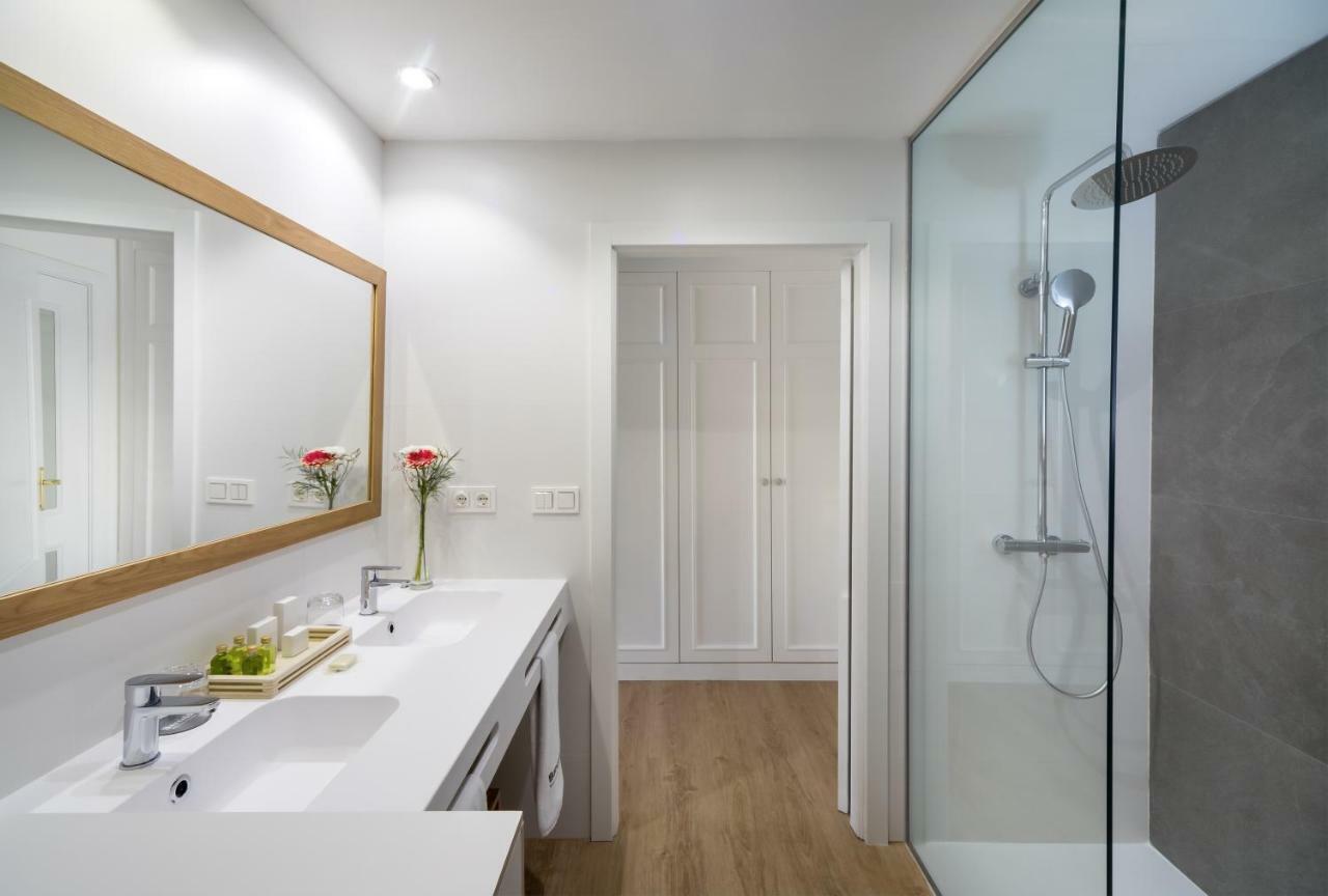 Double Room,1773677552:JPEG