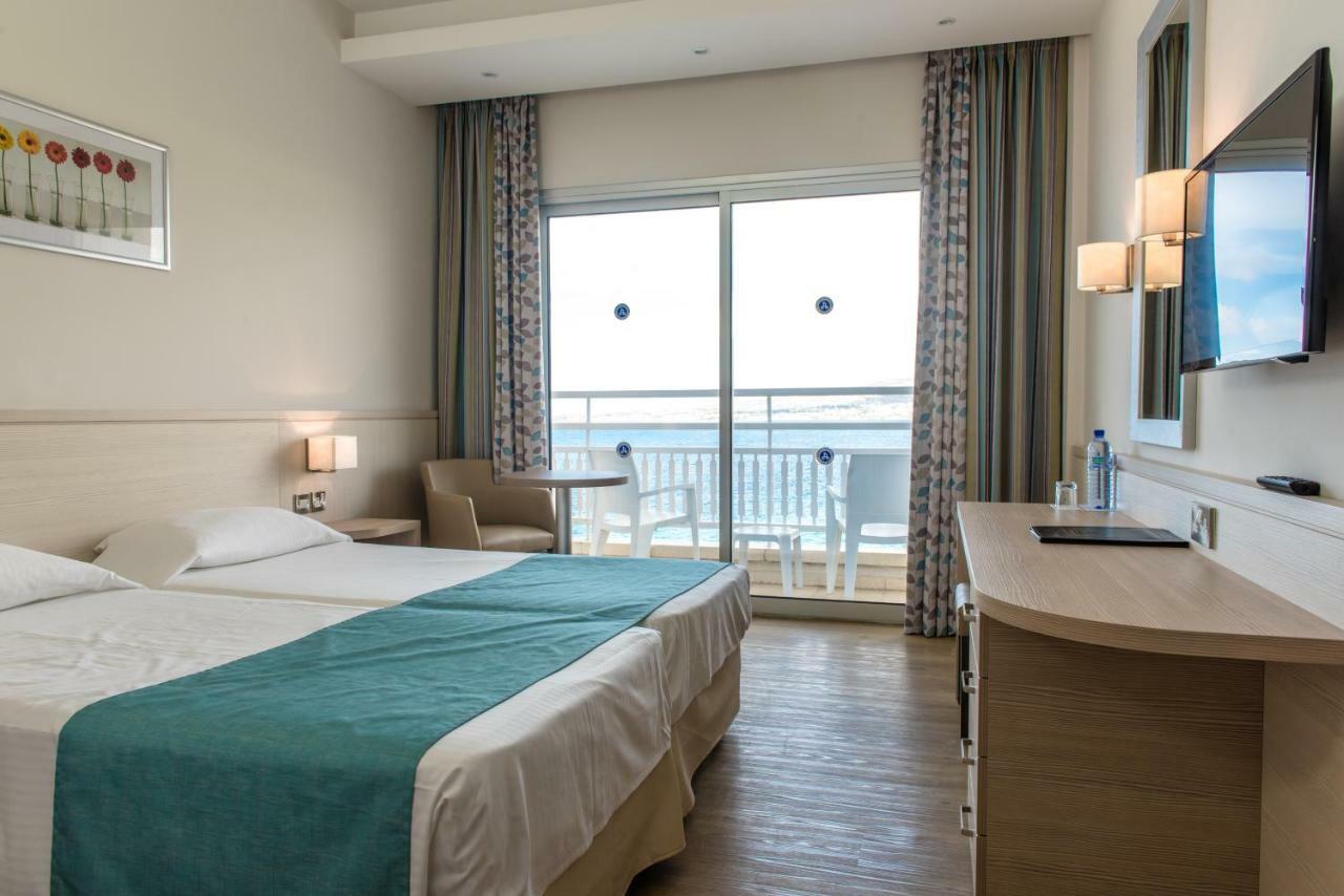 Deluxe Double or Twin Room Sea View