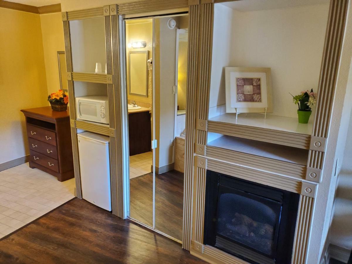 Queen Suite