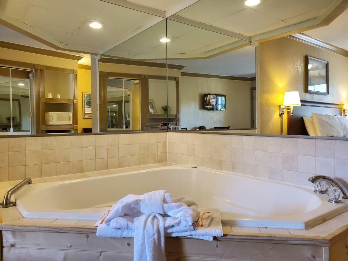 Queen Suite