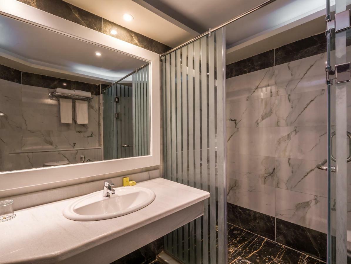 Standard Triple Room,1769552267:JPEG