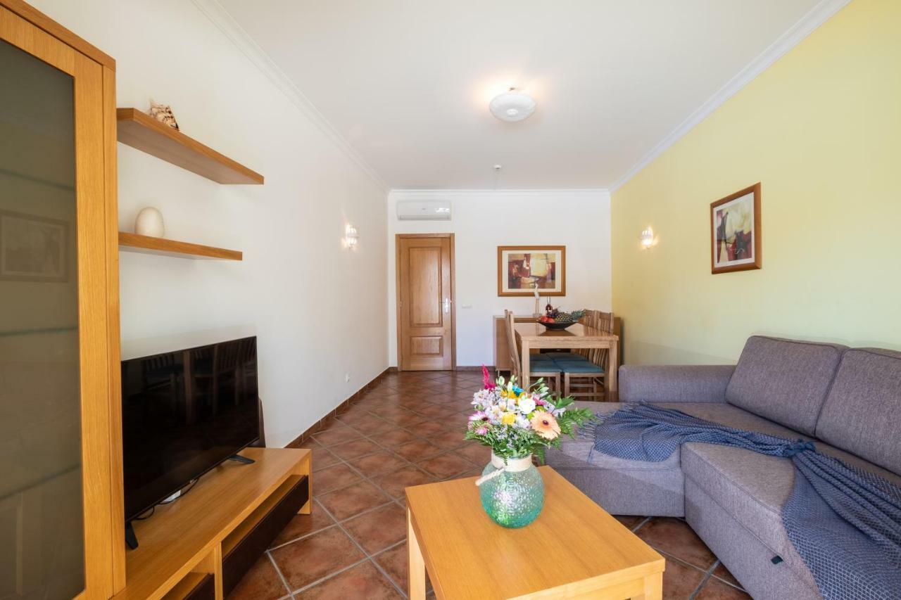 One-Bedroom Apartment with Pool View,847149815:JPEG