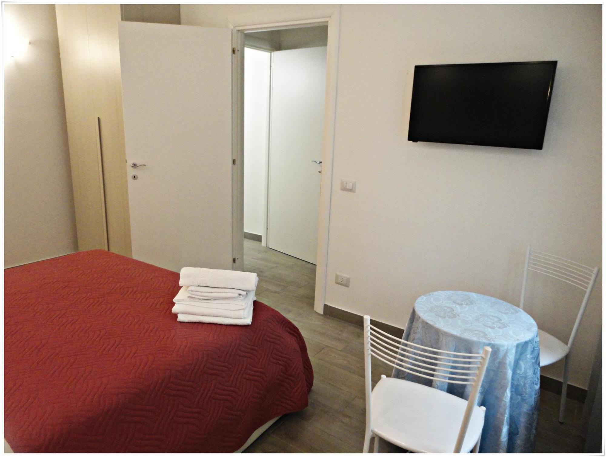 Double Room Private Bathroom