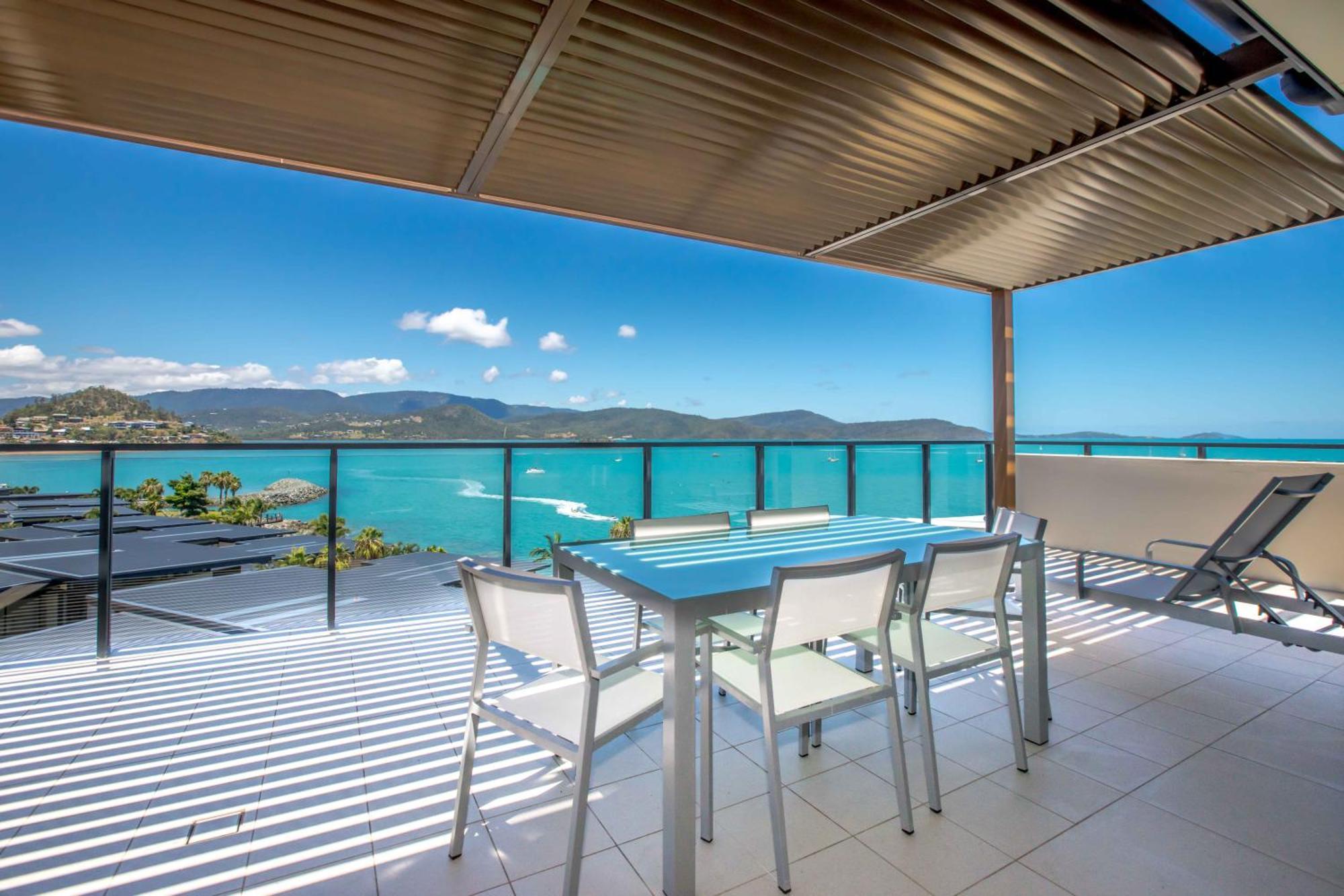 Executive Apartment mit 3 Schlafzimmern, Meerblick und eigenem Pool