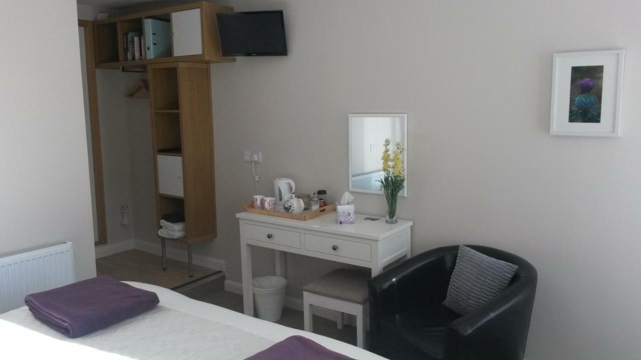 Double or Twin Room with Shower