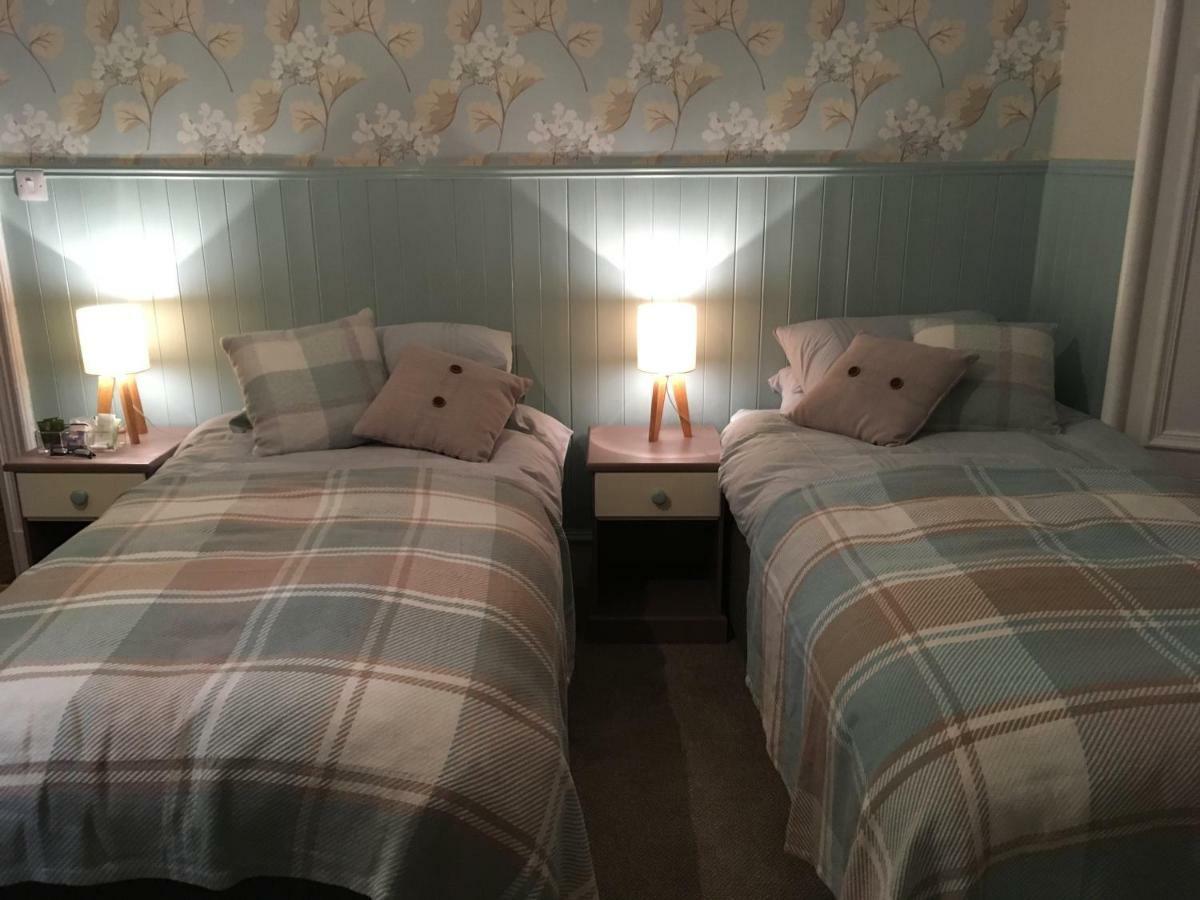 Double or Twin Room Extra Bed