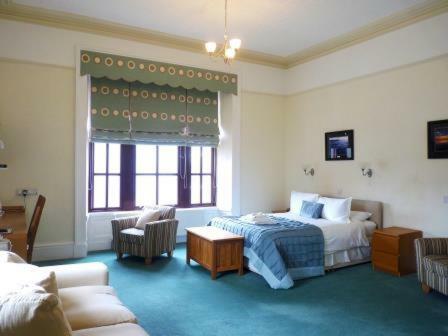 Superior Family Room