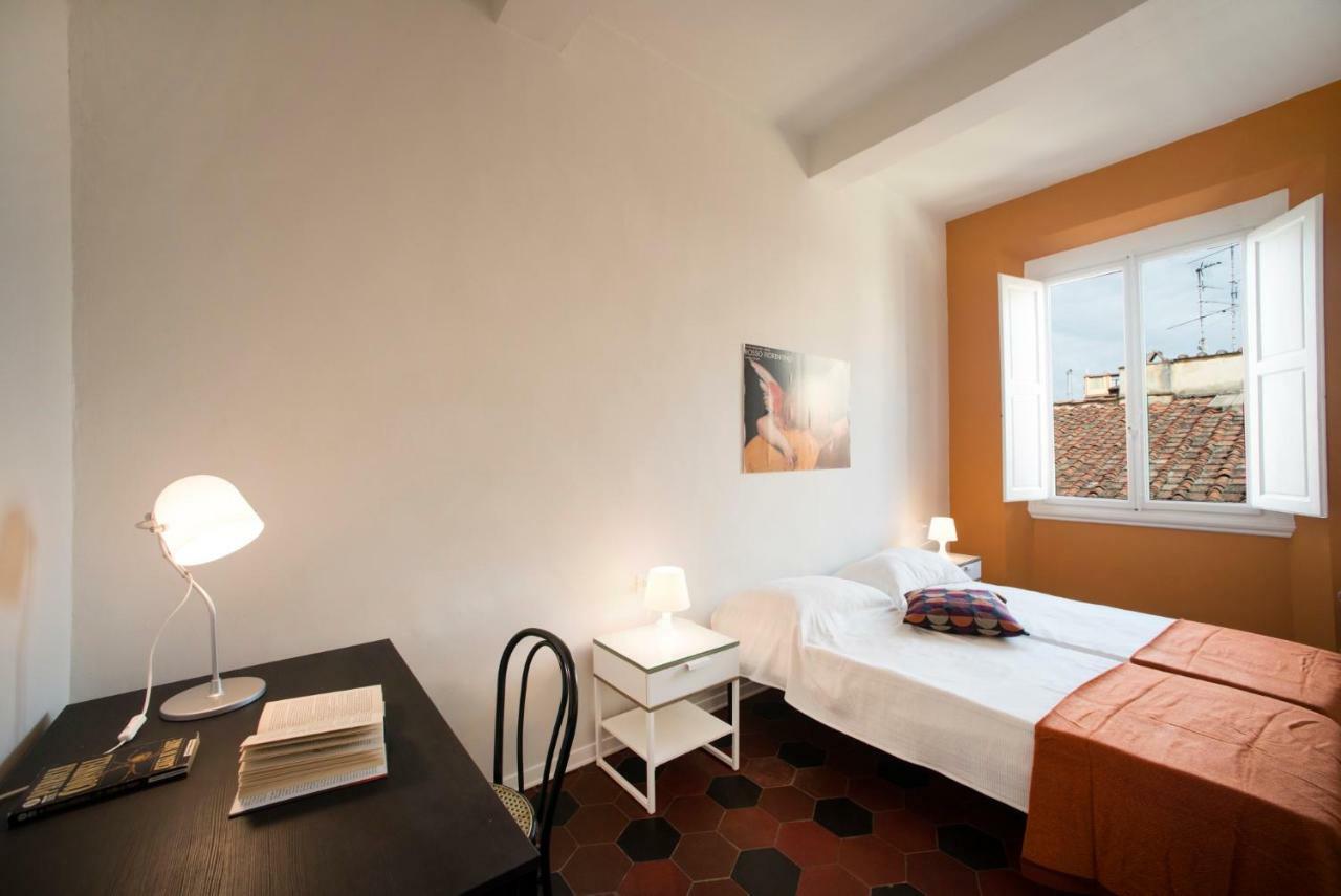 Double or Twin Room Private External Bathroom