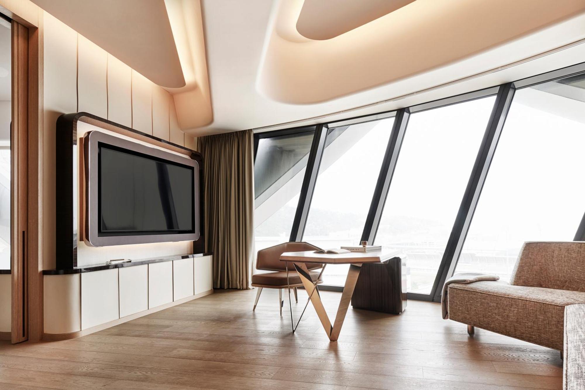 Morpheus Premier Suite