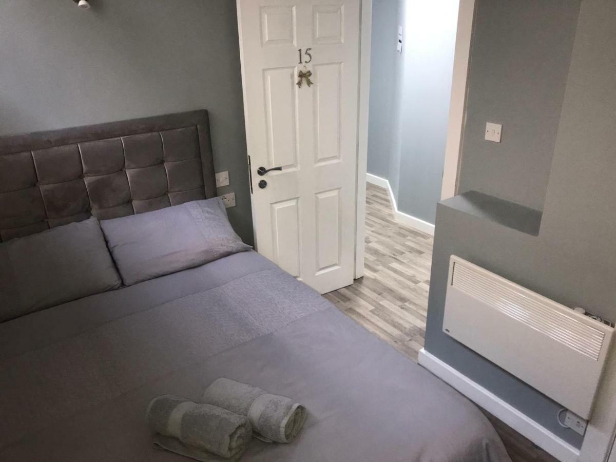 Single Room Private Bathroom
