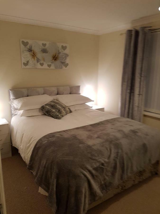 King Room with Private Bathroom