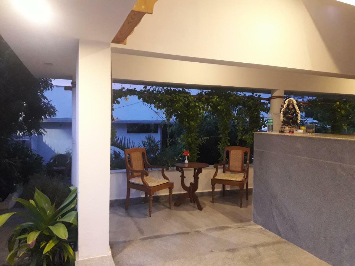 Deluxe Double or Twin Room Garden View