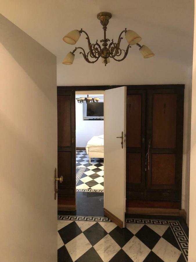 Designer-Doppelzimmer (teilweise im Untergeschoss)