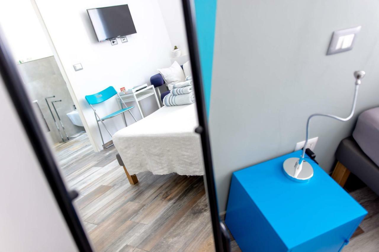 Double or Twin Room Private Bathroom