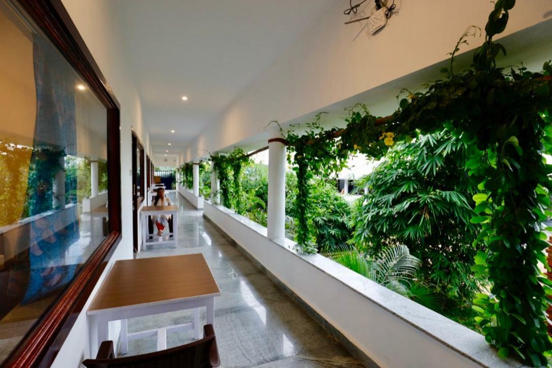 Deluxe Double or Twin Room Garden View