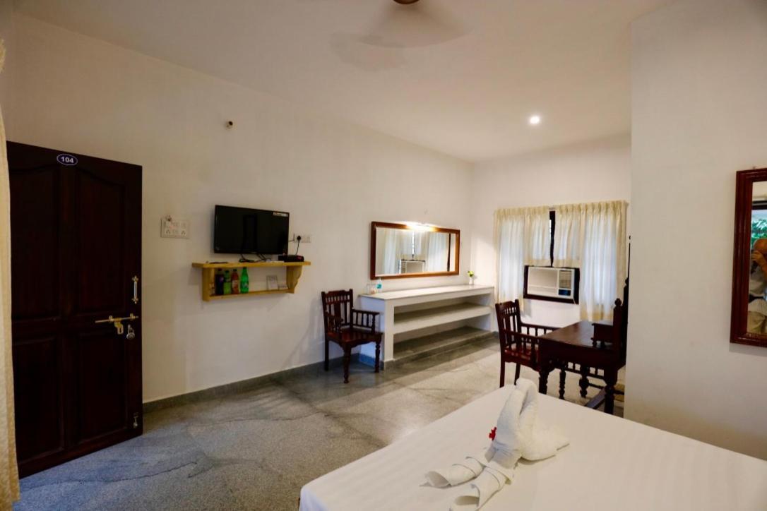 Deluxe Double or Twin Room Garden View
