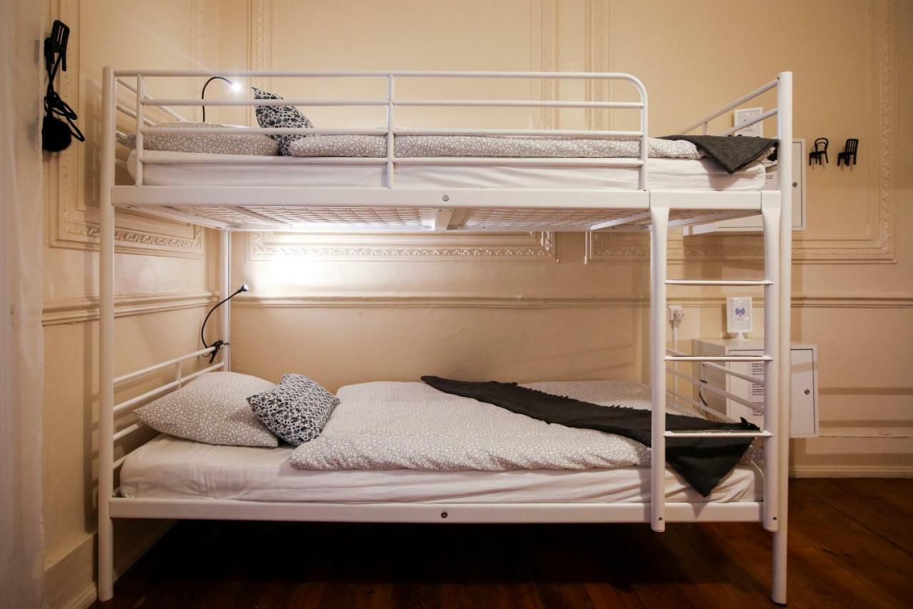 Bunk Bed Mixed Dormitory Room