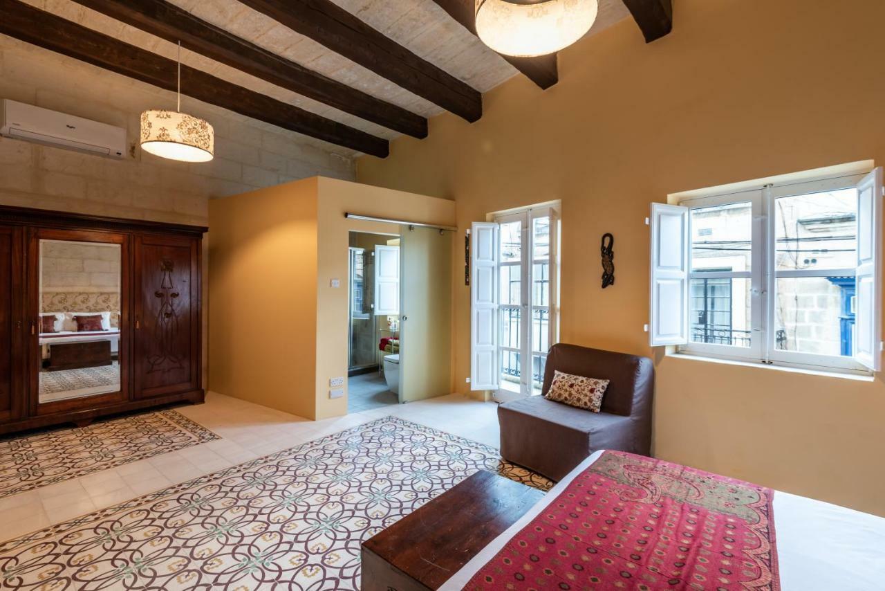 Deluxe Double Room Balcony