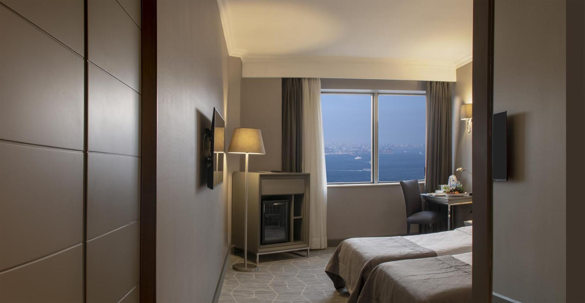 Chambre Double ou Lits Jumeaux Supérieure - Vue sur Bosphore