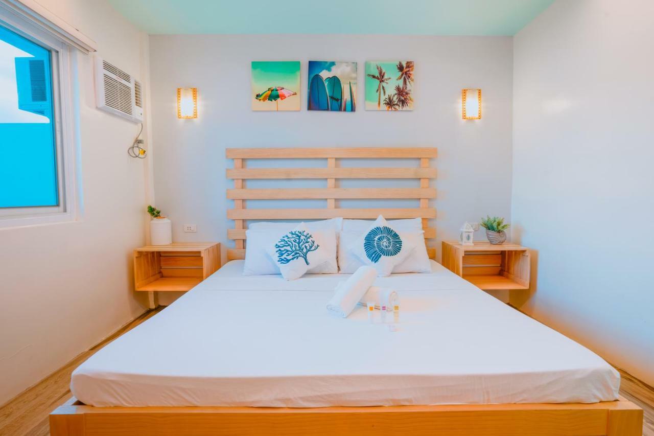 Quarto com Cama King-size e Vista do Mar