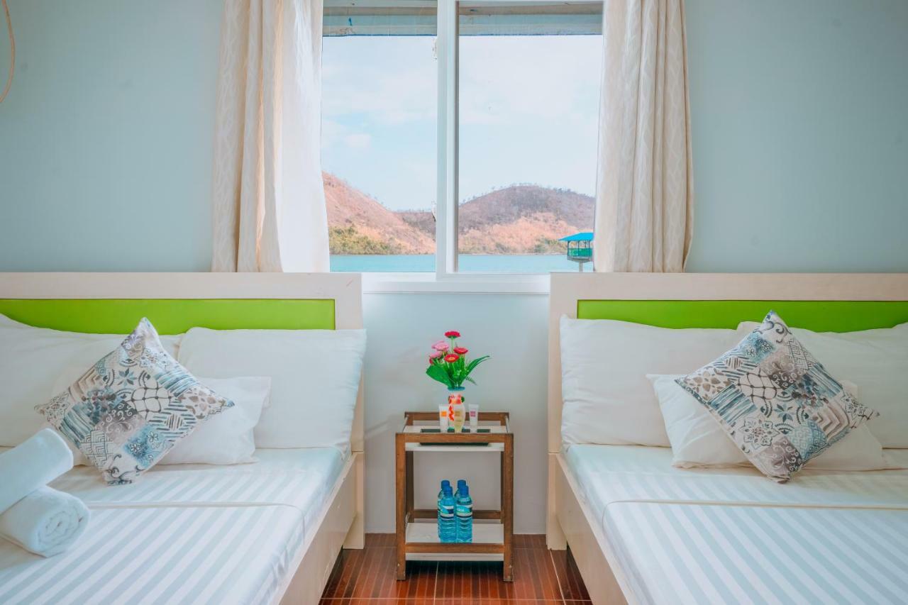 Quarto Deluxe com 2 Camas de Solteiro