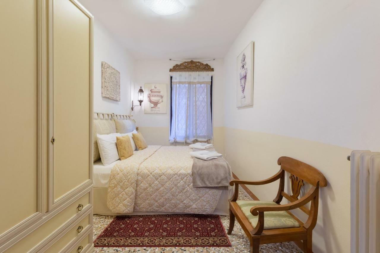 Deluxe Apartment Separate Building