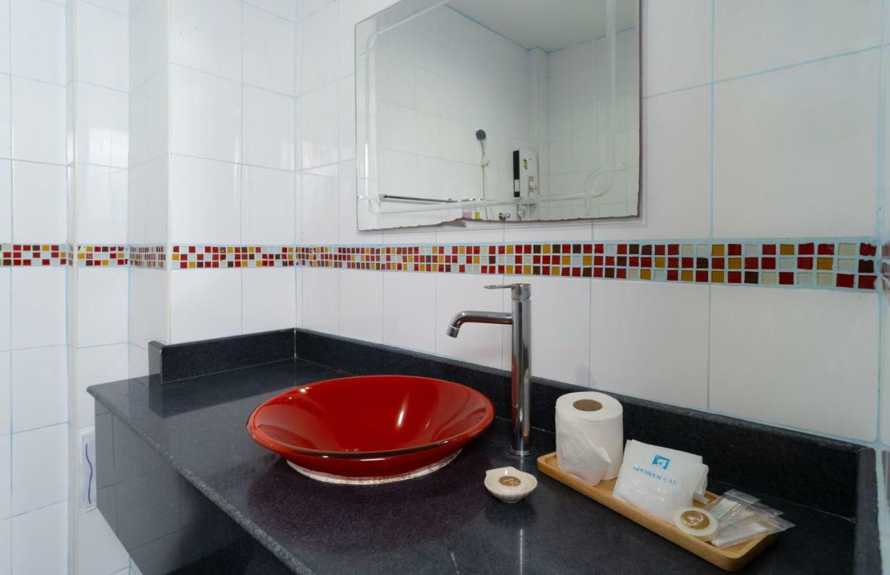 Quarto Triplo com Varanda