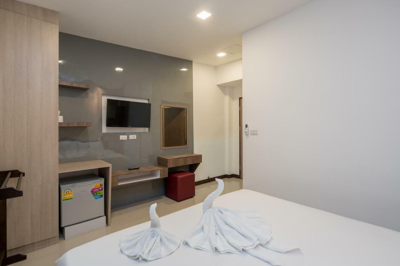 Large Apartment Sea View
