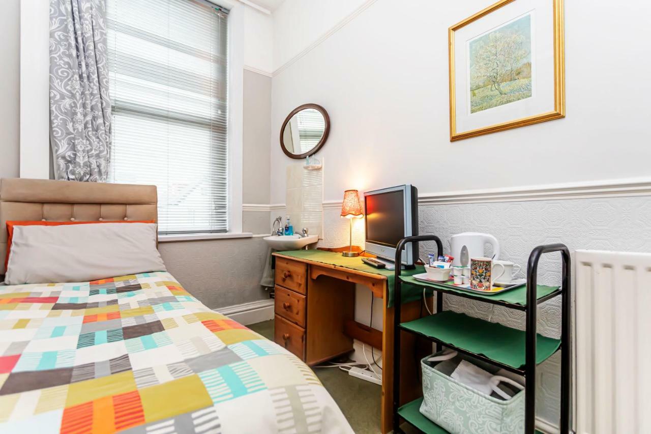 Budget Single Room,909914299:JPEG