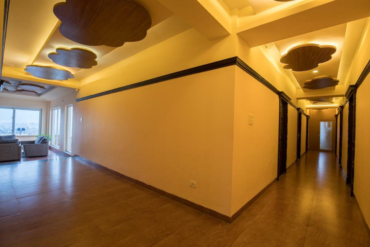 Deluxe Double Room 24 hours Check on First Spa Treatment & One-Way Complimentary Airport Transfer