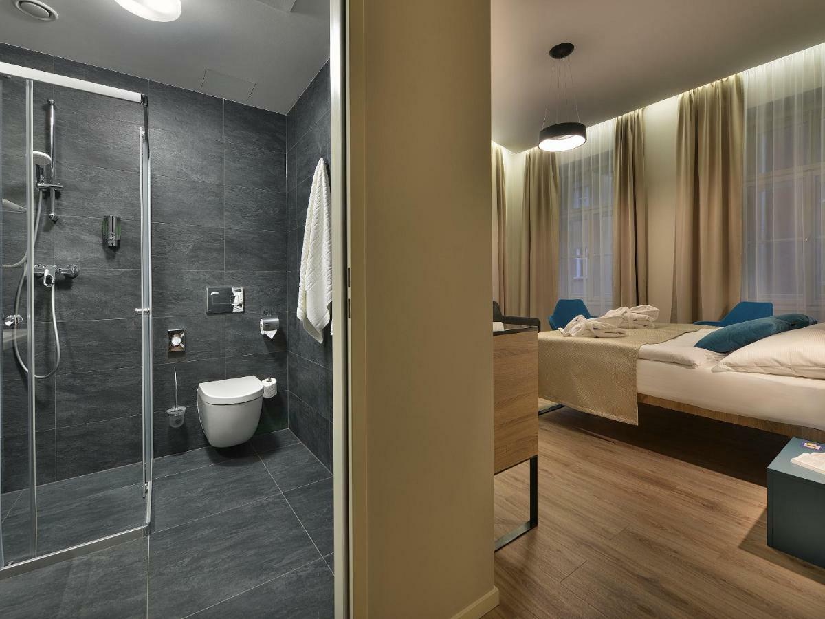 Double or Twin Room Extra Bed