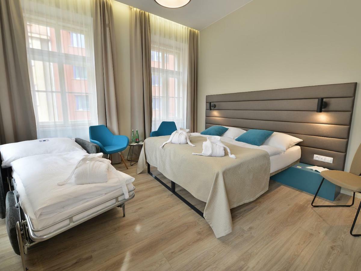 Double or Twin Room Extra Bed